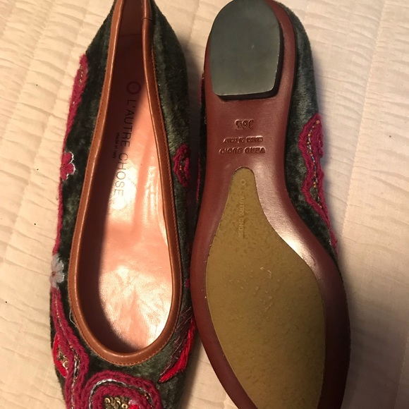 Fun Flats - Picture 3 of 3